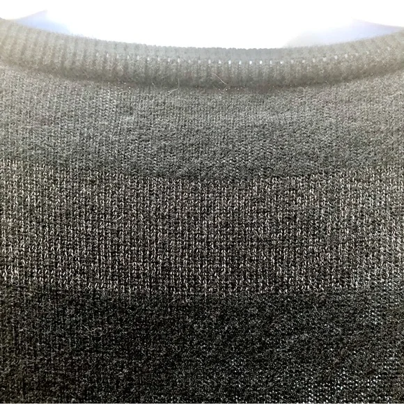 Vineyard Vines metallic‎ silver and black striped wool sweater dress size xs - Picture 4 of 8
